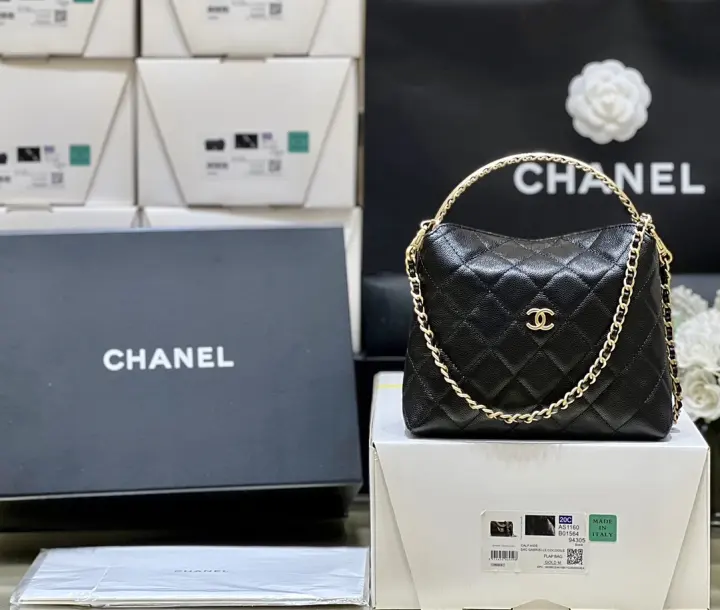 Chanel  size：14*19*7cm--146