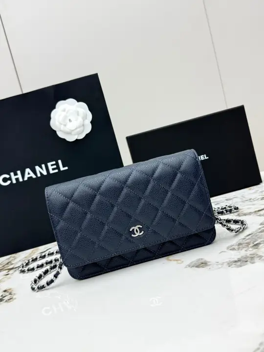 Chanel  size：19x3x13cm--143