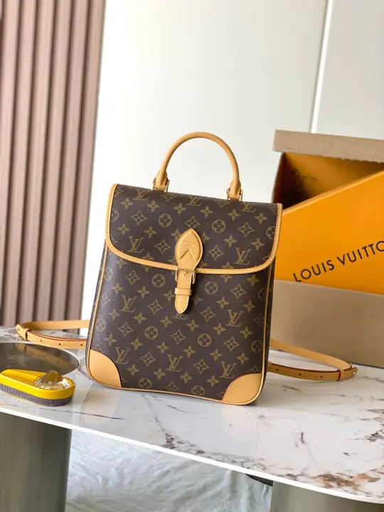 Gucci size：26*11*31.5𝐜𝐦-102