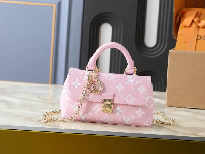 Louis Vuitton（LV） size：21x 12.5 x 6𝐜𝐦 -108