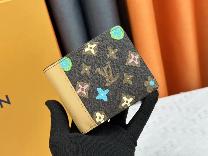 Louis Vuitton（LV）Jewelry size：11.5 x 9 x 1.5 𝐜𝐦-02
