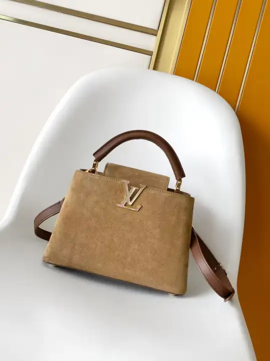 Louis Vuitton（LV） size：27 * 18 * 9cm-137