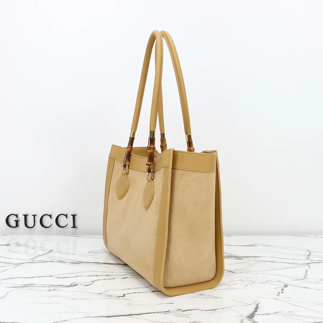 🔷批800🔷专柜品质,原厂皮,款号 A005YB浅杏磨砂🌟🌟🌟尺寸:宽30.5x高25x侧宽13。📢📢📢现货出货!