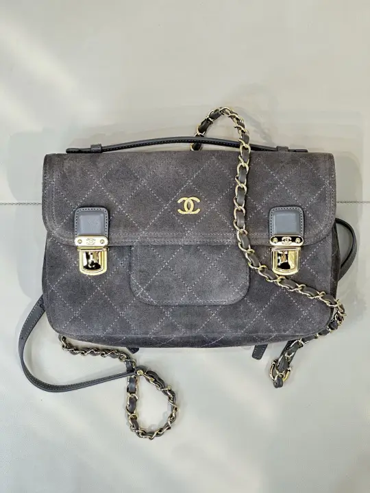 Chanel size：17*25*6cm-162