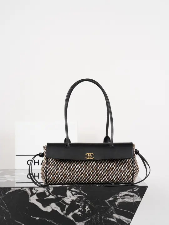 Chanel size：15*32*11.5cm-192